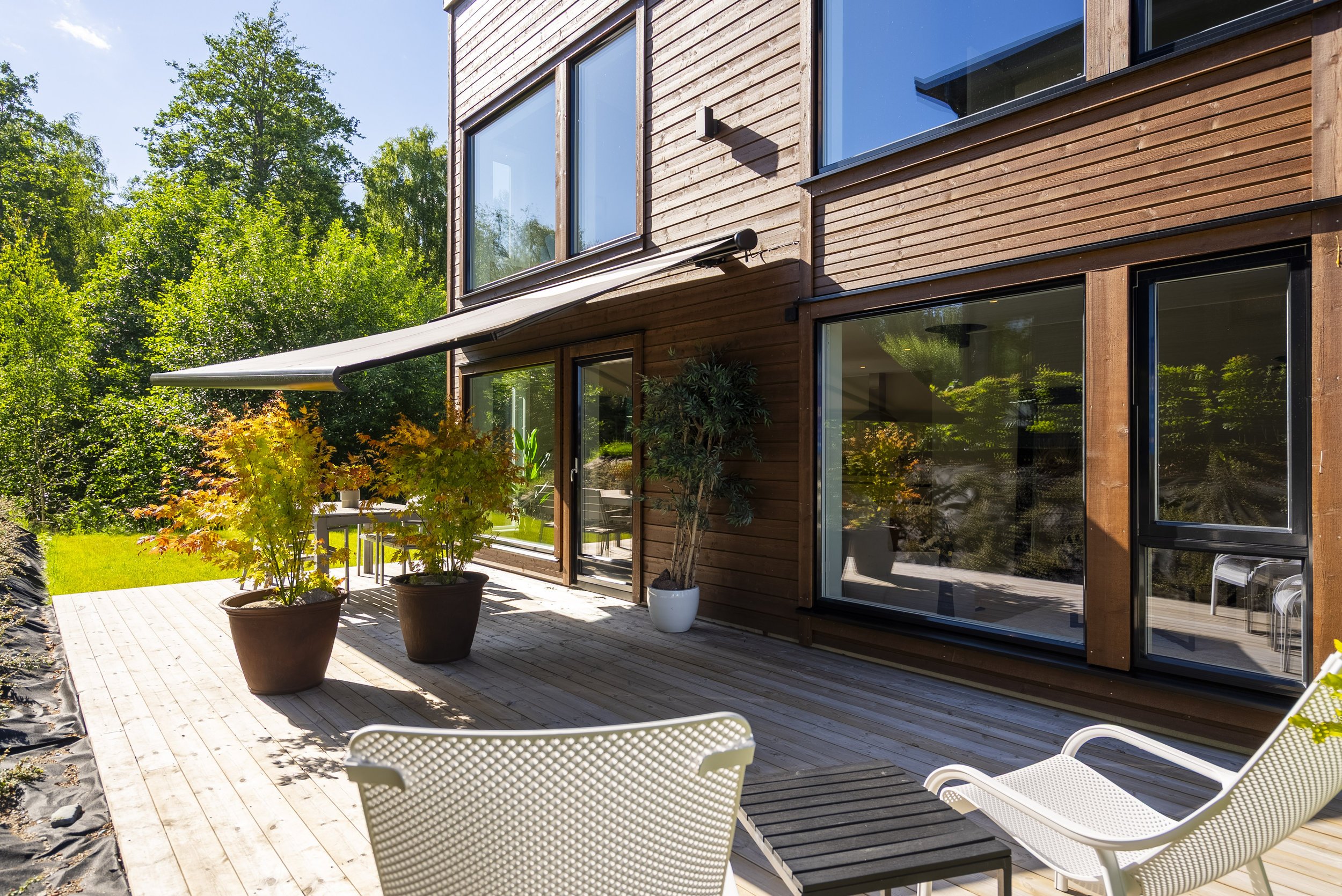 Terrasse og uteområde ved Ringshaughøyden 15A